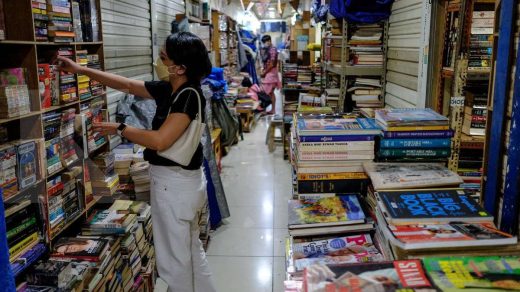 Cara Jual Buku Bekas Secara Online 2024